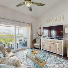 Tropical gem with pool steps to beach water view balcony private WD and AC
