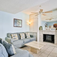 Water view condo with balcony heated pool and WD walk to beach