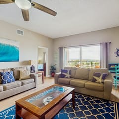 Intracoastal view condo with pool hot tub and marina access walk to beach