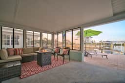 Gulf coast getaway with dock dolphins sunset views family friendly and WD
