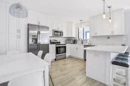 Relaxing condo with balcony WD central AC and kitchen snowbird friendly