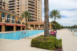 Luxury stunning waterfront condo Central AC pool snowbird friendly