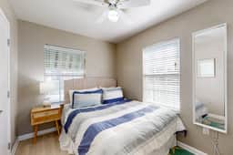 Gulf front beach cottage with full kitchen and central AC