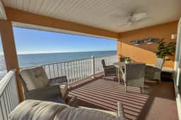 Gulf front condo with amazing water views steps to the beach