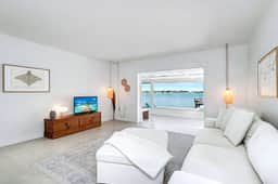 Waterfront home with deck garden WiFi and central AC dog friendly