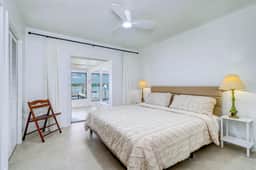 Waterfront home with deck garden WiFi and central AC dog friendly
