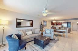 Beachfront condo with amazing Gulf views pool hot tub grills balcony and WiFi