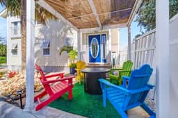 Dog Friendly Home with High Speed WiFi and Central AC Snowbird Friendly