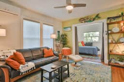 Dog Friendly Second Floor Retreat with WiFi Private Patio and Great Location
