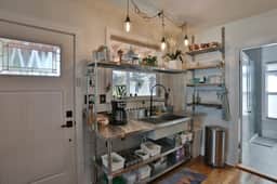 Dog Friendly Second Floor Retreat with WiFi Private Patio and Great Location
