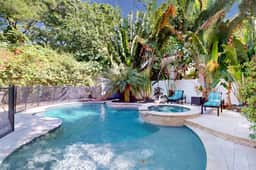 Brand New Luxury Home w Pool Spa Washer Dryer and Gourmet Kitchen