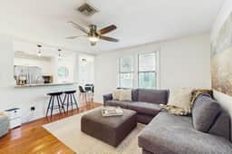 Dog friendly bungalow with a fenced yard deck washer dryer and AC