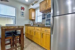 Charming getaway across the street from sparkling waters of Redington Beach