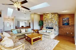 Harbor Isle Waterfront Retreat Home Office and Private Pool Kayaks and Canoe