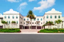 Lavish Condo with WiFi Patio Shared Hot Tub Pool and Intracoastal Waterway View