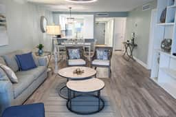 Beachside Haven with Private Balcony Free WiFi Washer Dryer Shared Pool Central AC