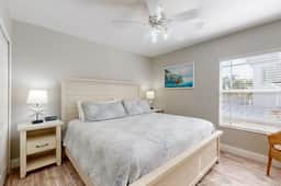 Oceanfront Gem w Pool Hot Tub and Stunning Views Covered Parking