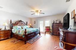 Riverfront home near downtown Tampa with panoramic river views streaming WD