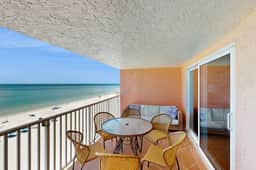 Dreamy condo with panoramic Gulf vIews and beachfront heated pool and spa