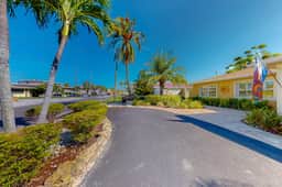 Dog friendly home near beaches with private pool enclosed backyard grill WD