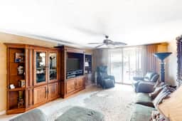 Beachfront condo w Gulf views balcony washer dryer central AC shared pools