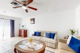Centrally located dog friendly comfortable home with AC and WD