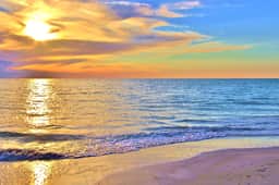 8BR Beach Retreat | Sleeps 24 | Dog-Friendly