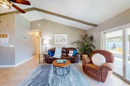 Dog friendly house with patio firepit fenced yard beach gear and AC