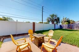 Dog friendly house with patio firepit fenced yard beach gear and AC