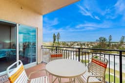 Intracoastal view condo with pool hot tub and marina access walk to beach