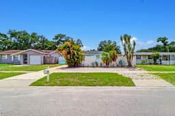 Family and dog friendly home with private pool