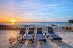 Snowbird friendly beachfront condo with pool tennis and AC dog friendly