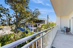 Coastal Getaway 3BR 3BA Condo with Pool Just 2 Blocks from the Beach