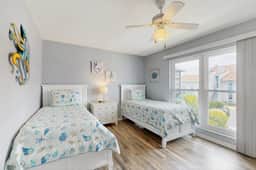 Waterfront wonder with Intracoastal views heated pool hot tub and fishing dock