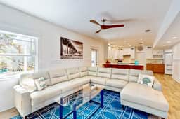 Beautiful Estate on Millers Bayou with Free WiFi Game Room Firepit and Hammock