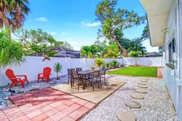 Coastal Escape Near Beaches & Downtown