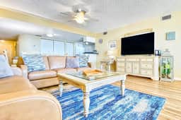 Beachfront coastal condo with private balcony WD on site pool and grills - Image 2