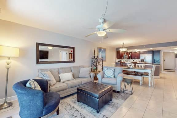 Beachfront condo with amazing Gulf views pool hot tub grills balcony and WiFi