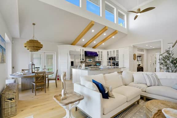 Secluded Waterfront Luxury with Pool, Spa & Sunset Views - Image 4