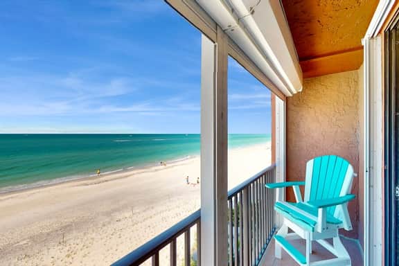 3rd floor oceanfront corner condo with on site pool and ocean views