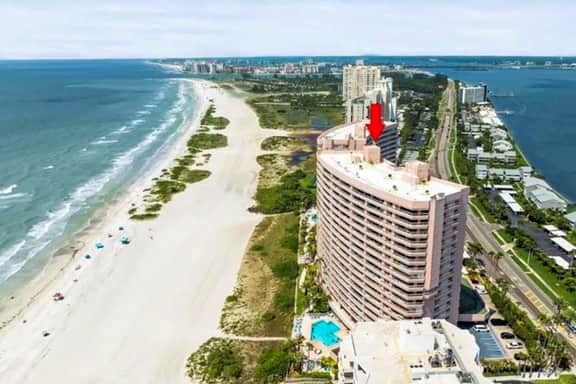 Gulf front condo with amazing views WD resort amenities pool and hot tub