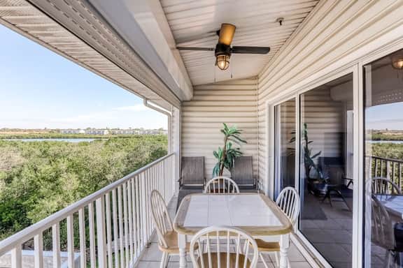 Water View Condo with Private Balcony and Free WiFi Snowbirds OK