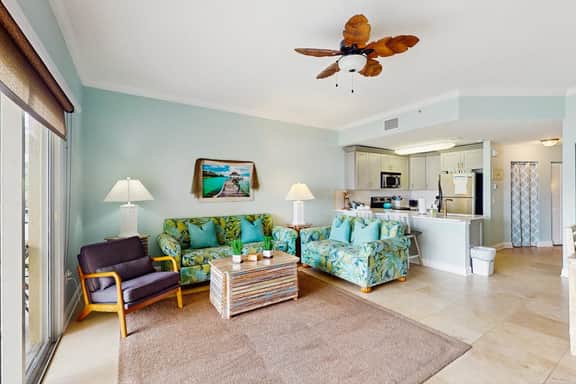 Water view condo with pool hot tub pier private balcony AC and washer dryer