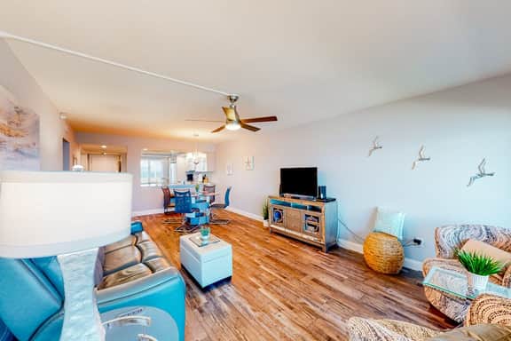 Parrot Cove Condo in Madeira Beach with a heated pool