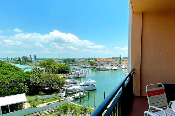 Intracoastal view condo with pool hot tub and marina access walk to beach