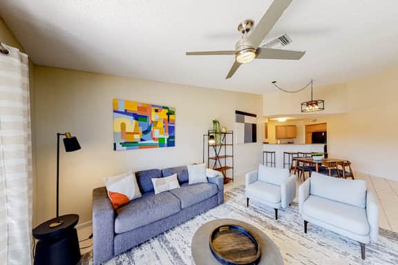 2nd Floor Condo Overlooking Country Club Greens w Free WiFi AC and Shared Pool