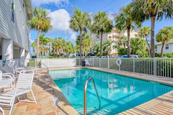 Beautifully Updated Dog Friendly Condo with Heated Pool and Ocean View