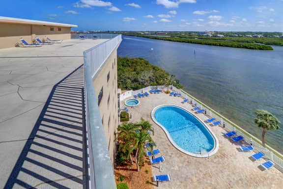 Waterfront Amenities, Walkable Dining & Gulf Beaches Nearby