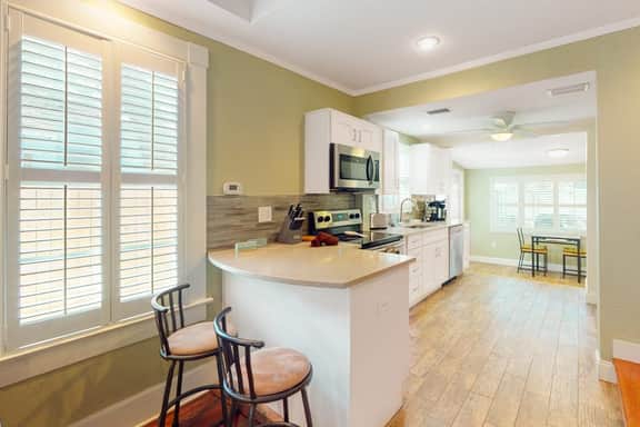 Charming Downtown Gulfport Escape | Snowbird Friendly