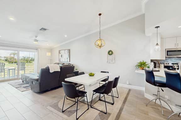 Golf view retreat with heated pool and hot tub central AC and private WD